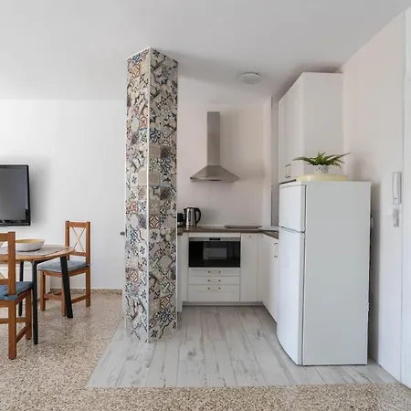 Albaida 4j דירה נרחה